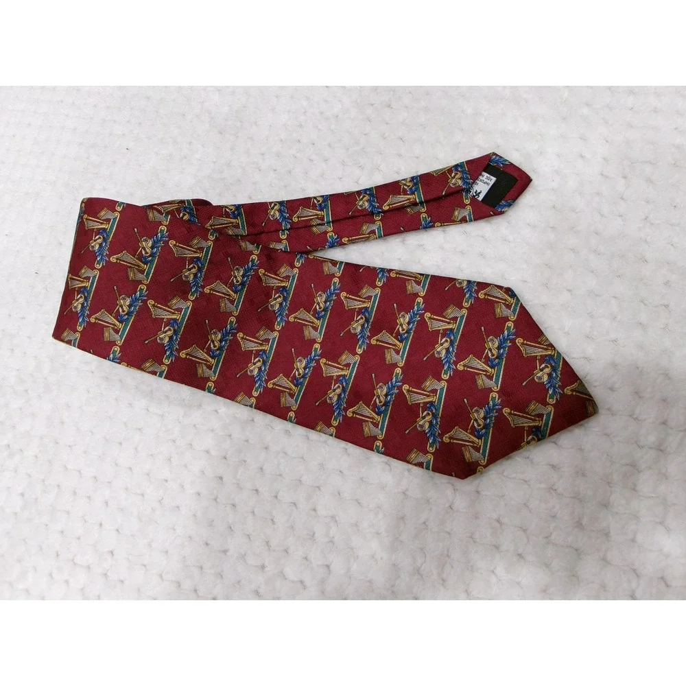 The Metropolitan Museum of Art Mens 4x58 Necktie Burgundy Silk Harp Violin Music